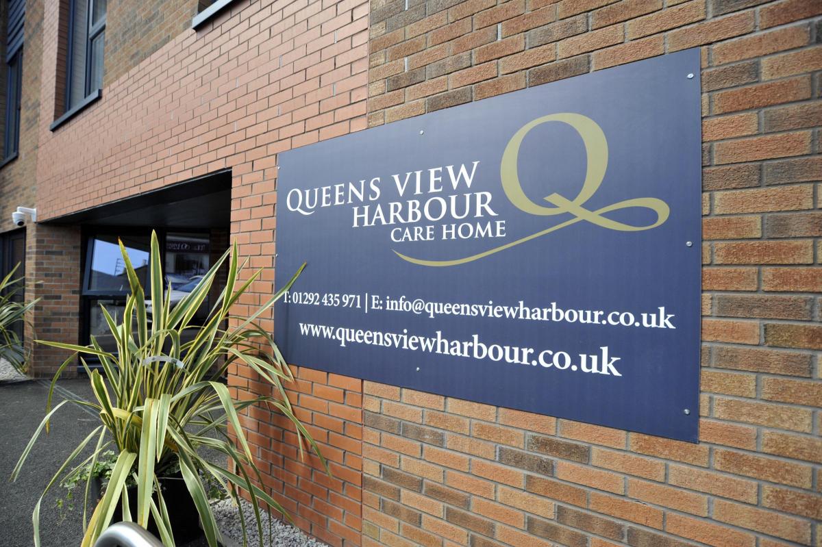 Queens View Harbour Care Home Sign
